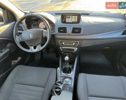 Серый Рено Меган, объемом двигателя 1.6 л и пробегом 191 тыс. км за 10850 $, фото 23 на Automoto.ua