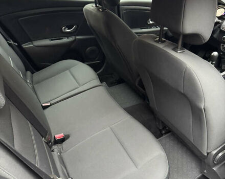 Серый Рено Меган, объемом двигателя 1.5 л и пробегом 136 тыс. км за 9600 $, фото 21 на Automoto.ua