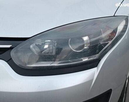 Серый Рено Меган, объемом двигателя 1.5 л и пробегом 216 тыс. км за 8990 $, фото 2 на Automoto.ua