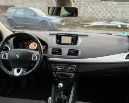 Серый Рено Меган, объемом двигателя 1.5 л и пробегом 215 тыс. км за 7600 $, фото 7 на Automoto.ua