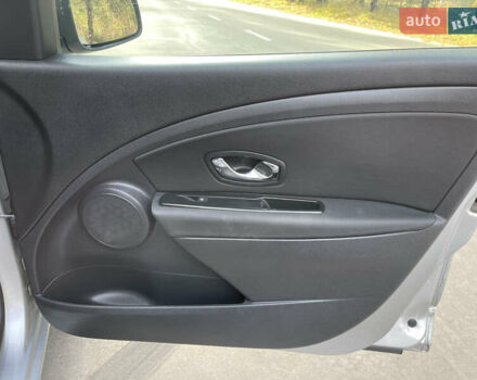 Серый Рено Меган, объемом двигателя 1.46 л и пробегом 148 тыс. км за 8950 $, фото 80 на Automoto.ua