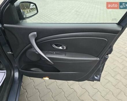 Серый Рено Меган, объемом двигателя 1.5 л и пробегом 158 тыс. км за 8999 $, фото 32 на Automoto.ua