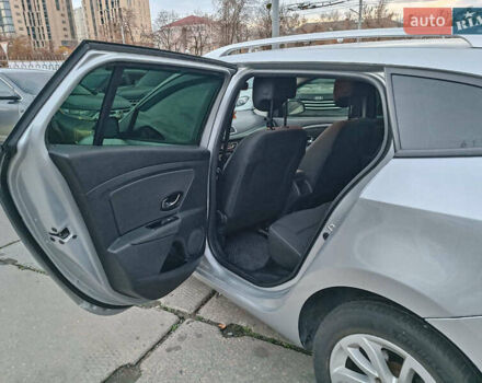 Серый Рено Меган, объемом двигателя 1.5 л и пробегом 216 тыс. км за 8990 $, фото 12 на Automoto.ua