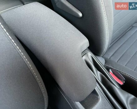 Серый Рено Меган, объемом двигателя 1.46 л и пробегом 148 тыс. км за 8950 $, фото 145 на Automoto.ua