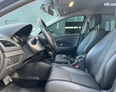 Сірий Рено Меган, об'ємом двигуна 1.5 л та пробігом 258 тис. км за 7990 $, фото 11 на Automoto.ua