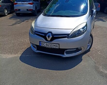 Серый Рено Меган, объемом двигателя 1.5 л и пробегом 277 тыс. км за 9500 $, фото 1 на Automoto.ua