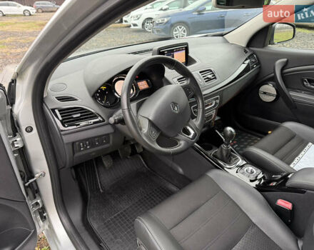 Серый Рено Меган, объемом двигателя 1.6 л и пробегом 250 тыс. км за 10500 $, фото 22 на Automoto.ua