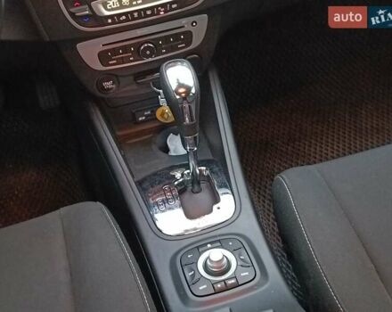 Серый Рено Меган, объемом двигателя 1.5 л и пробегом 216 тыс. км за 8990 $, фото 16 на Automoto.ua