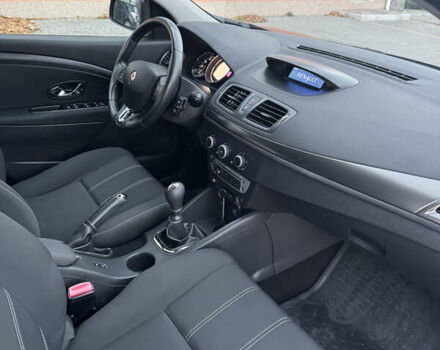 Серый Рено Меган, объемом двигателя 1.5 л и пробегом 136 тыс. км за 9900 $, фото 25 на Automoto.ua