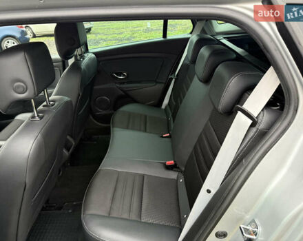 Серый Рено Меган, объемом двигателя 1.6 л и пробегом 250 тыс. км за 10500 $, фото 43 на Automoto.ua