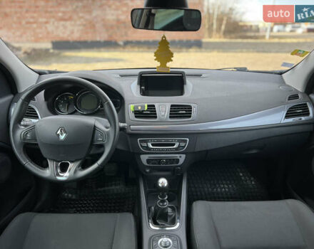 Сірий Рено Меган, об'ємом двигуна 1.5 л та пробігом 92 тис. км за 8950 $, фото 13 на Automoto.ua