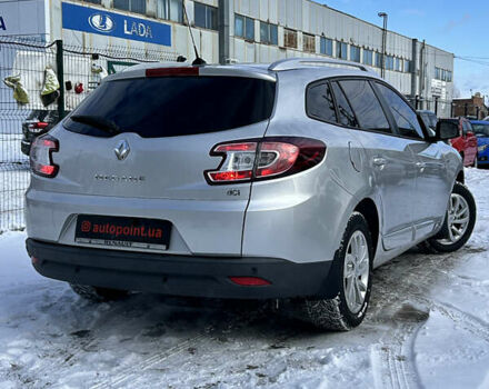 Серый Рено Меган, объемом двигателя 1.5 л и пробегом 255 тыс. км за 8900 $, фото 7 на Automoto.ua