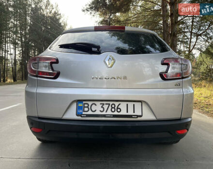 Серый Рено Меган, объемом двигателя 1.46 л и пробегом 148 тыс. км за 8950 $, фото 42 на Automoto.ua