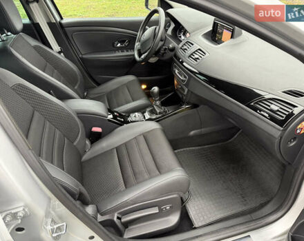 Серый Рено Меган, объемом двигателя 1.6 л и пробегом 250 тыс. км за 10500 $, фото 34 на Automoto.ua