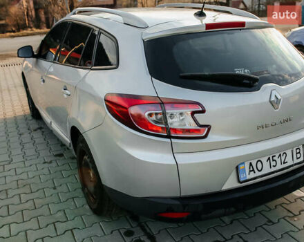 Сірий Рено Меган, об'ємом двигуна 1.46 л та пробігом 270 тис. км за 7000 $, фото 4 на Automoto.ua