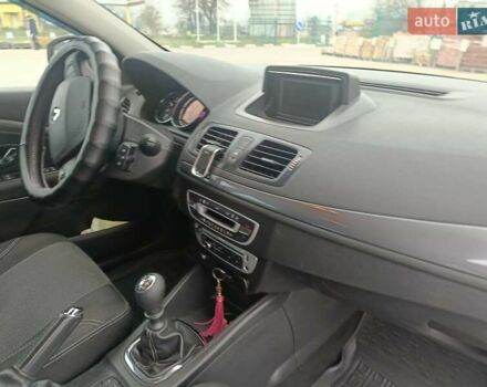 Серый Рено Меган, объемом двигателя 1.5 л и пробегом 223 тыс. км за 9500 $, фото 13 на Automoto.ua