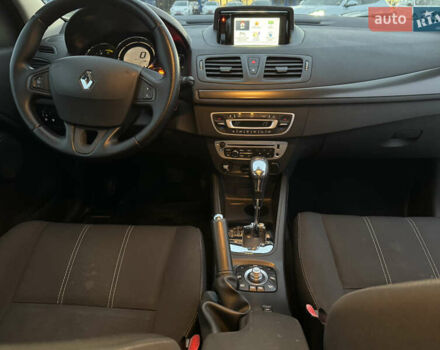 Рено Меган 2015 в Киеве на Automoto.ua Серый Рено Меган, объемом двигателя 1.46 л и пробегом 294 тыс. км за 7450 $, фото 17 на Automoto.ua