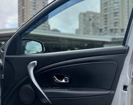 Серый Рено Меган, объемом двигателя 1.5 л и пробегом 393 тыс. км за 7500 $, фото 9 на Automoto.ua