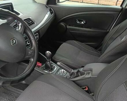 Серый Рено Меган, объемом двигателя 1.5 л и пробегом 223 тыс. км за 9500 $, фото 21 на Automoto.ua