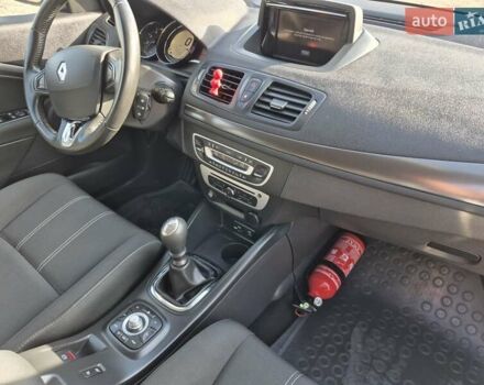 Серый Рено Меган, объемом двигателя 1.5 л и пробегом 182 тыс. км за 8900 $, фото 9 на Automoto.ua