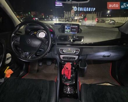 Серый Рено Меган, объемом двигателя 1.6 л и пробегом 256 тыс. км за 9900 $, фото 9 на Automoto.ua