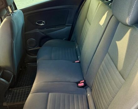 Серый Рено Меган, объемом двигателя 1.5 л и пробегом 243 тыс. км за 8600 $, фото 6 на Automoto.ua