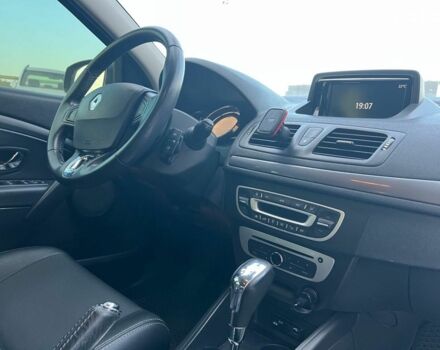 Сірий Рено Меган, об'ємом двигуна 1.5 л та пробігом 258 тис. км за 7990 $, фото 21 на Automoto.ua