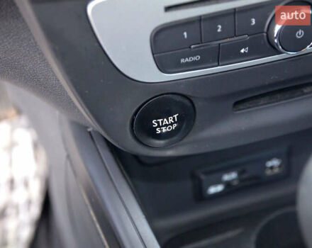 Сірий Рено Меган, об'ємом двигуна 1.5 л та пробігом 186 тис. км за 10450 $, фото 28 на Automoto.ua