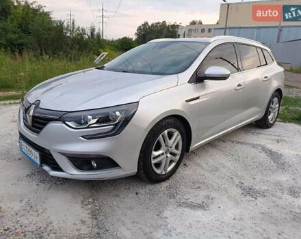 Серый Рено Меган, объемом двигателя 1.5 л и пробегом 236 тыс. км за 12299 $, фото 3 на Automoto.ua