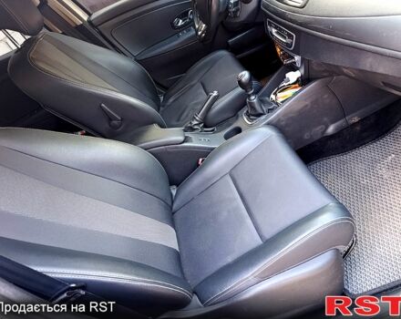 Серый Рено Меган, объемом двигателя 1.5 л и пробегом 246 тыс. км за 8200 $, фото 3 на Automoto.ua