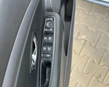 Серый Рено Меган, объемом двигателя 1.5 л и пробегом 180 тыс. км за 11800 $, фото 80 на Automoto.ua