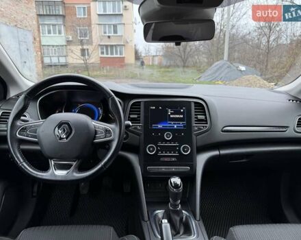 Серый Рено Меган, объемом двигателя 1.46 л и пробегом 198 тыс. км за 12200 $, фото 10 на Automoto.ua