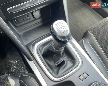Сірий Рено Меган, об'ємом двигуна 1.46 л та пробігом 173 тис. км за 14700 $, фото 31 на Automoto.ua