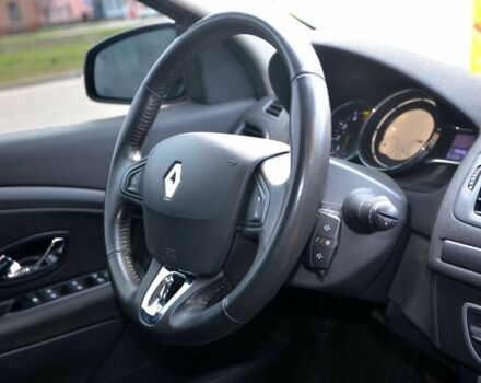 Серый Рено Меган, объемом двигателя 1.5 л и пробегом 187 тыс. км за 10600 $, фото 5 на Automoto.ua