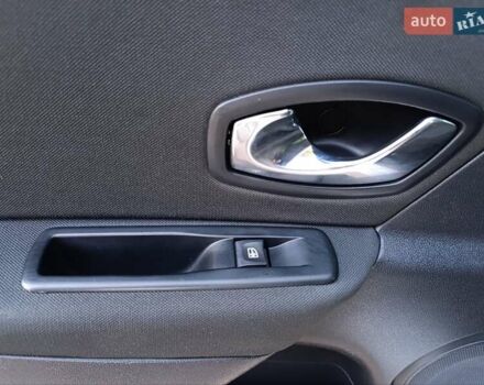 Серый Рено Меган, объемом двигателя 1.5 л и пробегом 160 тыс. км за 10500 $, фото 16 на Automoto.ua