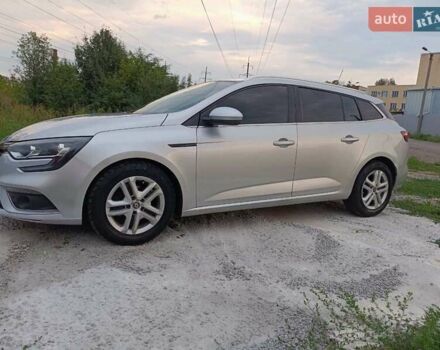 Серый Рено Меган, объемом двигателя 1.5 л и пробегом 236 тыс. км за 12299 $, фото 8 на Automoto.ua