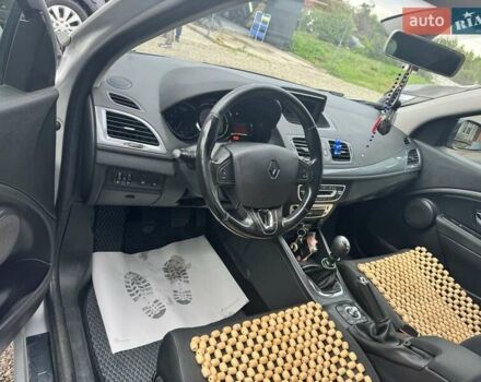 Серый Рено Меган, объемом двигателя 1.62 л и пробегом 280 тыс. км за 10000 $, фото 8 на Automoto.ua