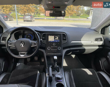 Сірий Рено Меган, об'ємом двигуна 1.46 л та пробігом 173 тис. км за 14700 $, фото 28 на Automoto.ua