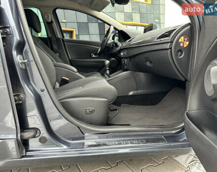 Сірий Рено Меган, об'ємом двигуна 1.5 л та пробігом 186 тис. км за 10750 $, фото 15 на Automoto.ua