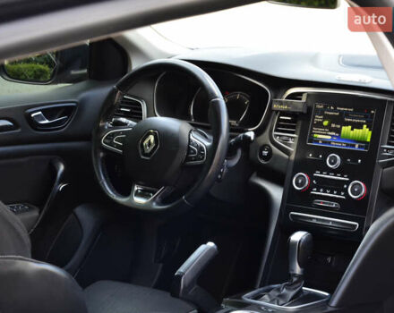 Серый Рено Меган, объемом двигателя 1.46 л и пробегом 393 тыс. км за 10999 $, фото 40 на Automoto.ua