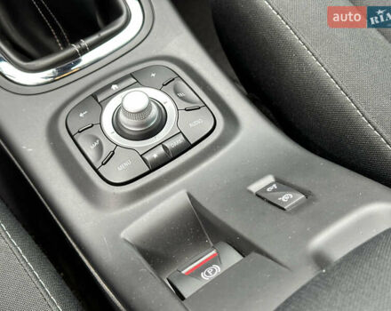 Сірий Рено Меган, об'ємом двигуна 1.5 л та пробігом 186 тис. км за 10750 $, фото 20 на Automoto.ua