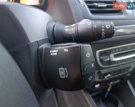 Серый Рено Меган, объемом двигателя 1.5 л и пробегом 160 тыс. км за 10500 $, фото 14 на Automoto.ua