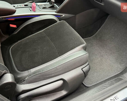 Серый Рено Меган, объемом двигателя 1.46 л и пробегом 210 тыс. км за 13500 $, фото 44 на Automoto.ua