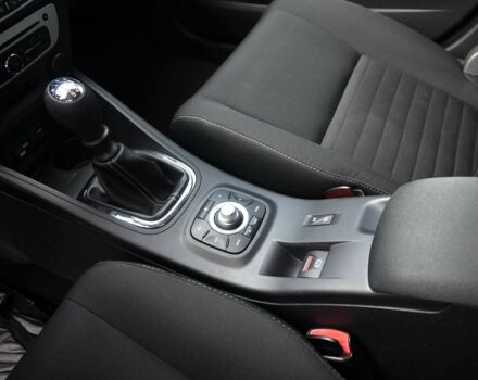 Серый Рено Меган, объемом двигателя 1.5 л и пробегом 187 тыс. км за 10600 $, фото 6 на Automoto.ua