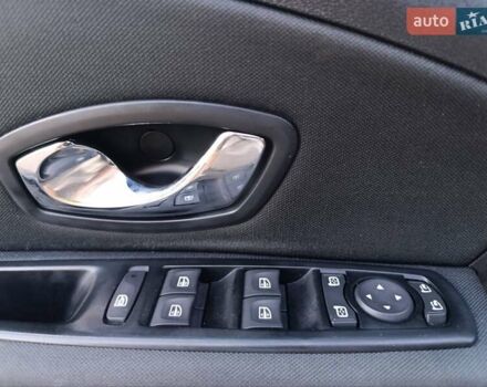 Серый Рено Меган, объемом двигателя 1.5 л и пробегом 160 тыс. км за 10500 $, фото 10 на Automoto.ua