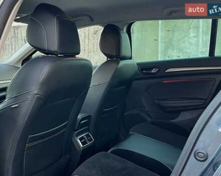 Рено Меган 2016 в Бердичеве на Automoto.ua Серый Рено Меган, объемом двигателя 1.46 л и пробегом 216 тыс. км за 13200 $, фото 25 на Automoto.ua