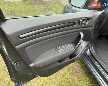 Серый Рено Меган, объемом двигателя 1.46 л и пробегом 198 тыс. км за 12200 $, фото 12 на Automoto.ua