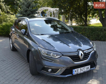 Серый Рено Меган, объемом двигателя 1.46 л и пробегом 393 тыс. км за 10999 $, фото 3 на Automoto.ua