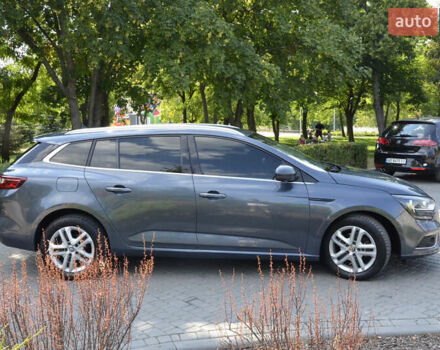 Серый Рено Меган, объемом двигателя 1.46 л и пробегом 393 тыс. км за 10999 $, фото 5 на Automoto.ua