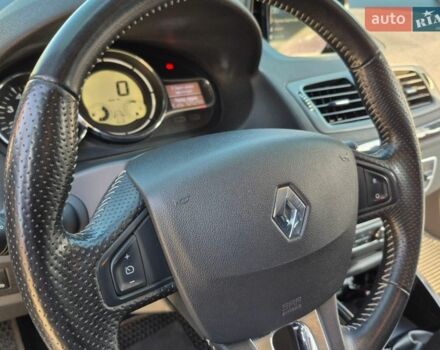 Сірий Рено Меган, об'ємом двигуна 1.6 л та пробігом 241 тис. км за 8600 $, фото 15 на Automoto.ua